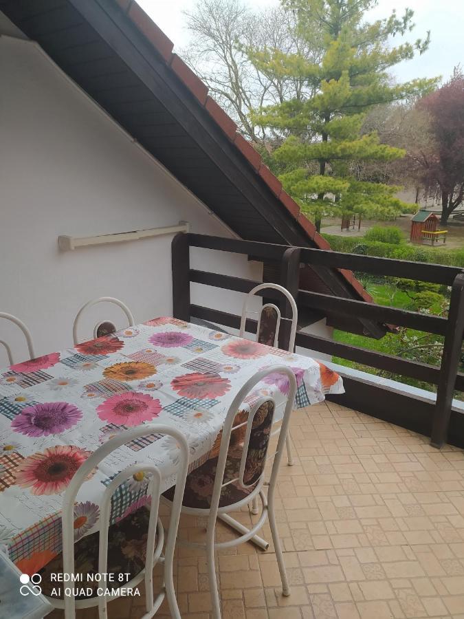 Apartmanhaz Gabriella Harkány Екстериор снимка