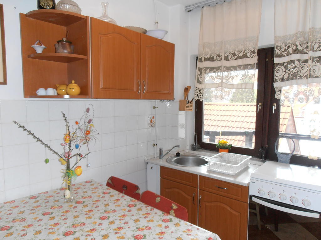 Apartmanhaz Gabriella Harkány Екстериор снимка